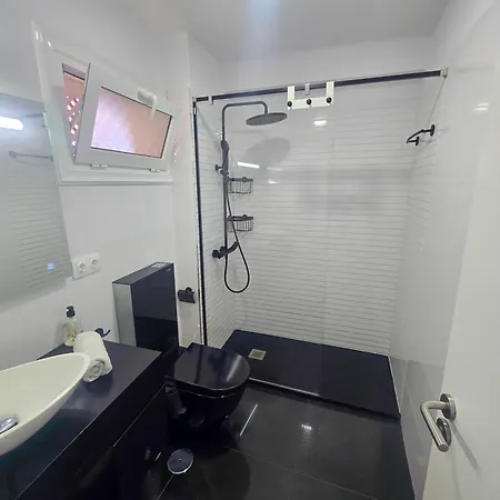 Sunset In Geranios By Helloapartments * Costa Adeje (Tenerife)