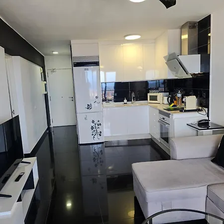 Sunset In Geranios By Helloapartments