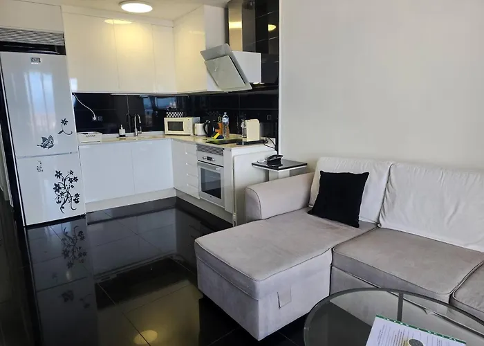 Sunset In Geranios By Helloapartments *