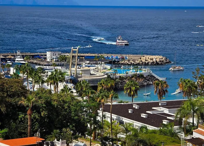 Sunset In Geranios By Helloapartments *