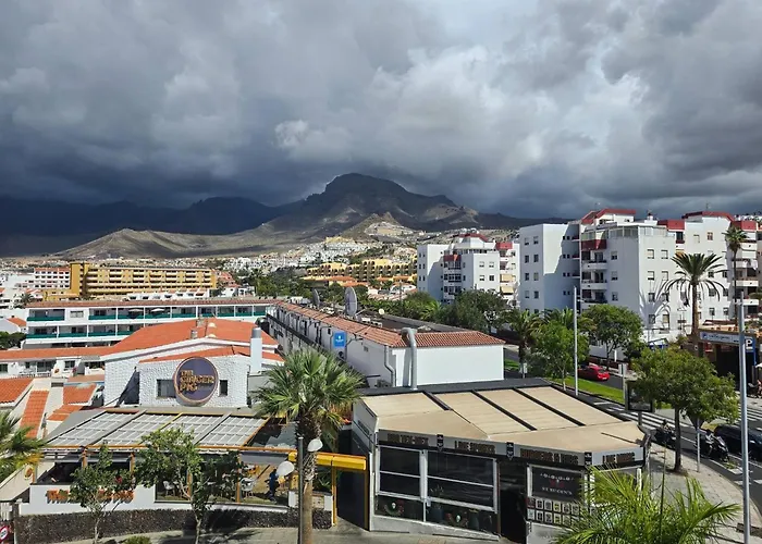 Sunset In Geranios By Helloapartments Appartamento Costa Adeje (Tenerife)